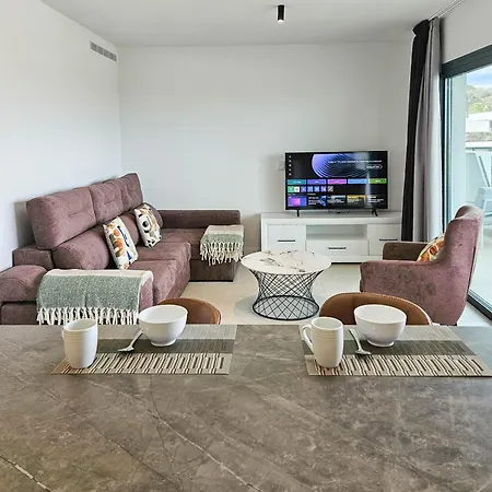 Apartment 3 Bedroom New Build In La Cala De